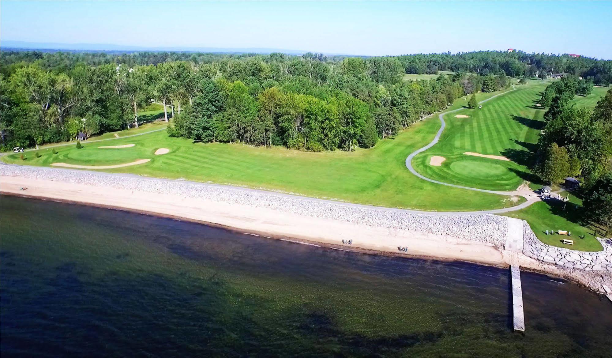 פלטסבורג Bluff Point Golf Resort מראה חיצוני תמונה